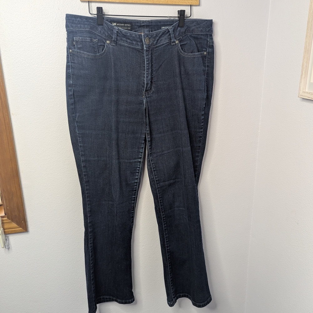 Lee Modern Series Curvy Fit Bootcut Jeans Women’s‎ 16 Short Dark Wash Stretch